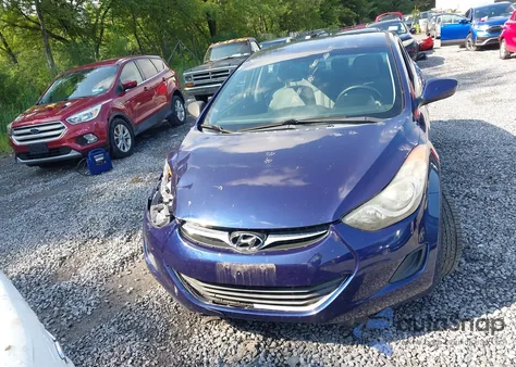 2013 Hyundai Elantra Gls/Limited z USA, uszkodzony, nr VIN 5NPDH4AE1DH366361